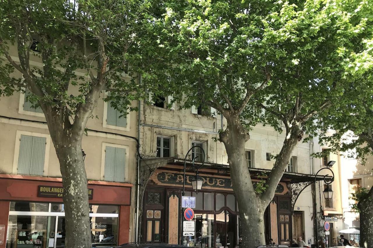 La Magnanerie LʼIsle-sur-la-Sorgue Exterior foto